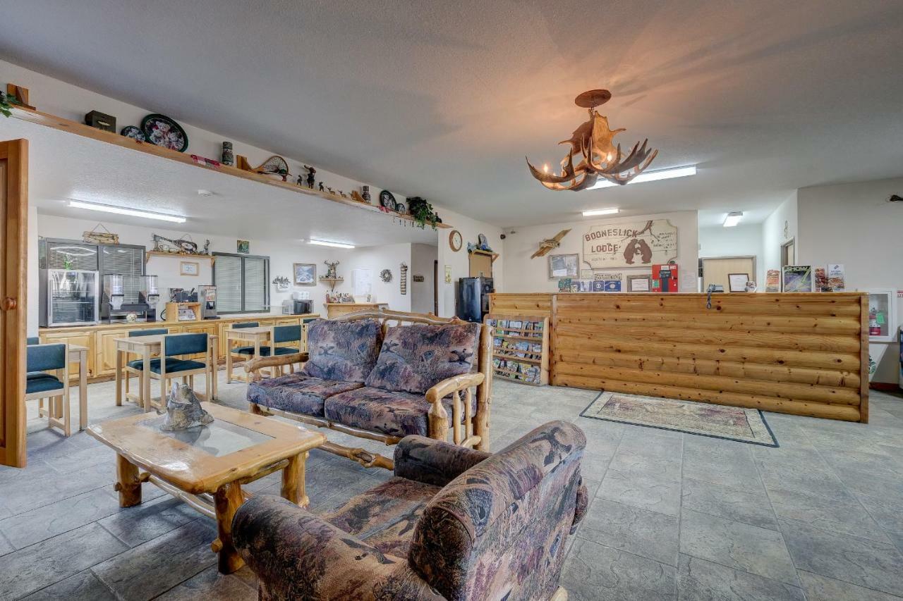Motel Booneslick -